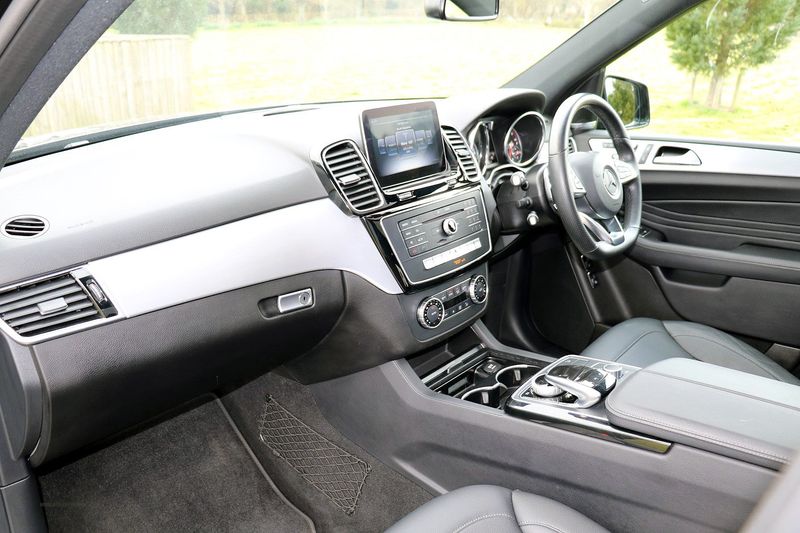 Mercedes GLE 350 Night Edition Premium Plus