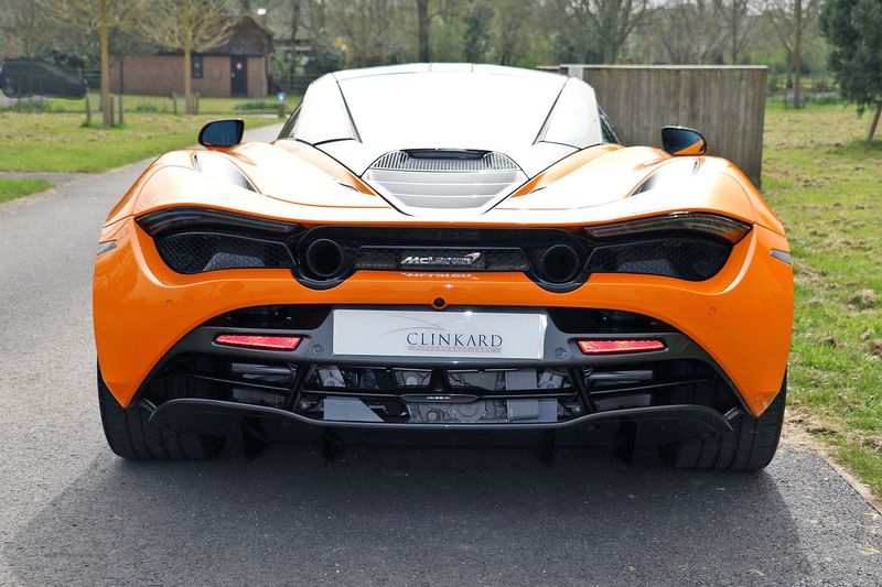 McLaren 720S Performance