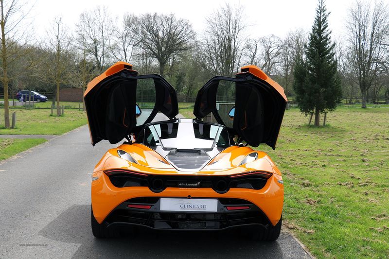 McLaren 720S Performance