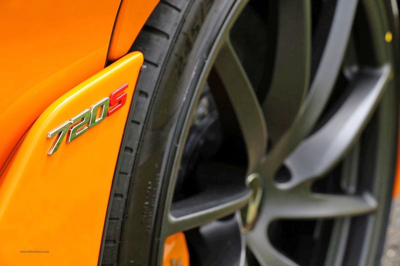 McLaren 720S Performance