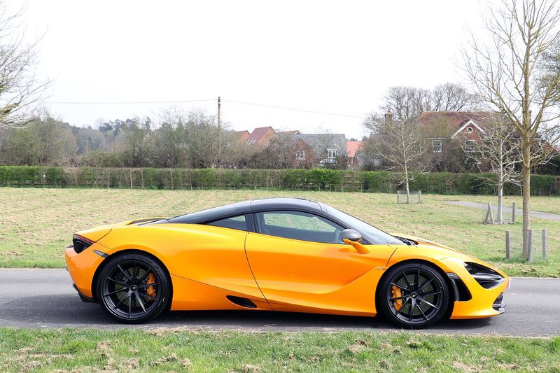 McLaren 720S Performance