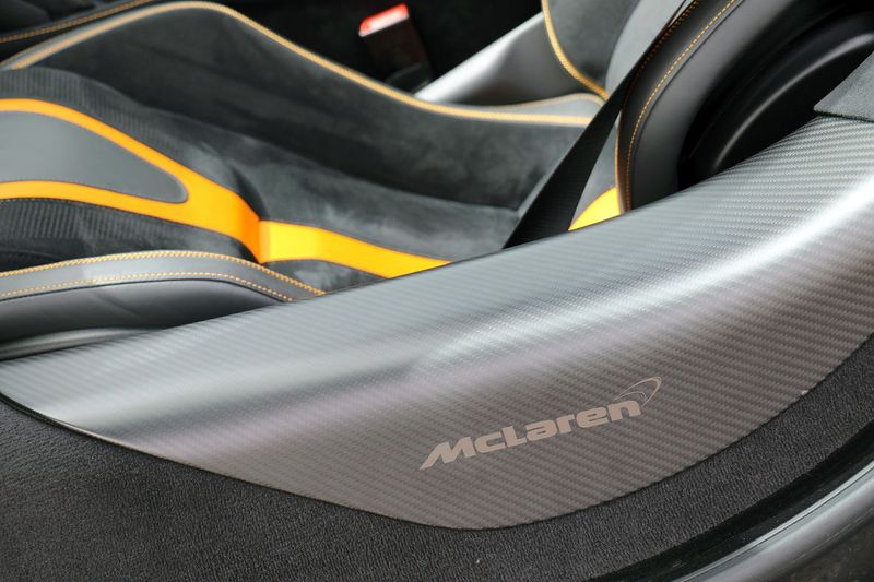 McLaren 720S Performance