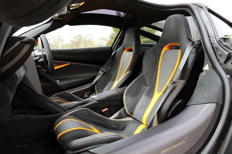 McLaren 720S Performance