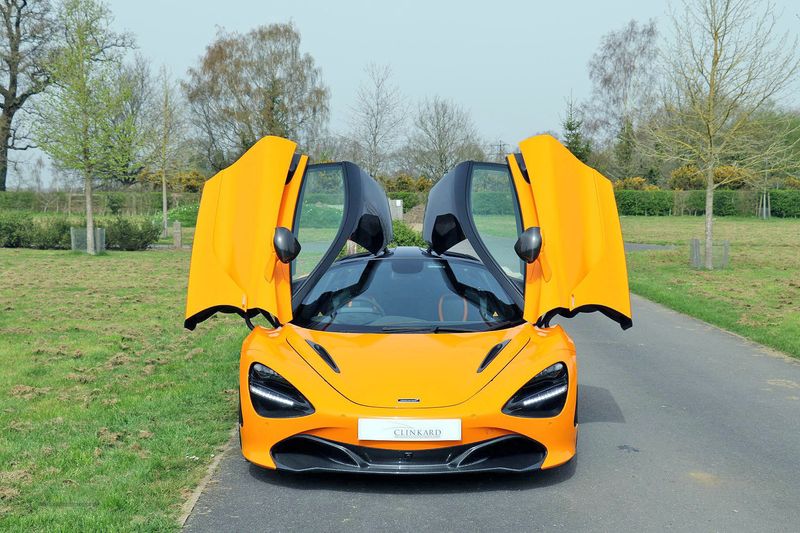 McLaren 720S Performance