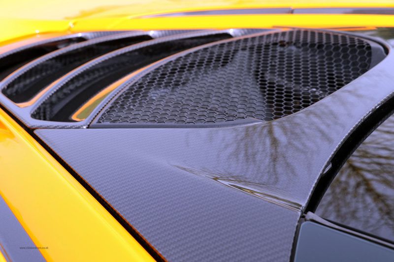 McLaren 720S Performance