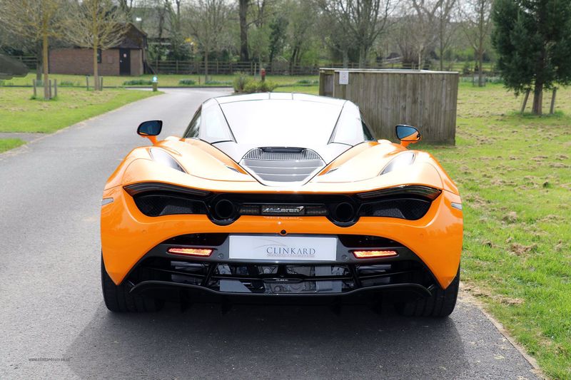 McLaren 720S Performance