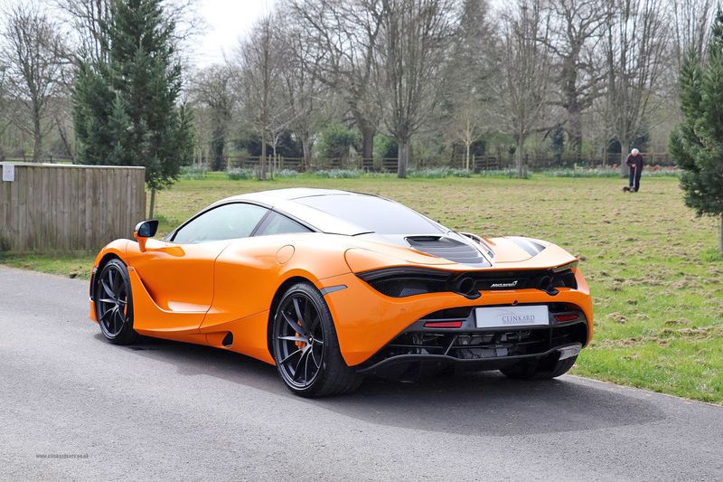 McLaren 720S Performance