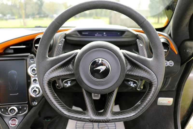 McLaren 720S Performance